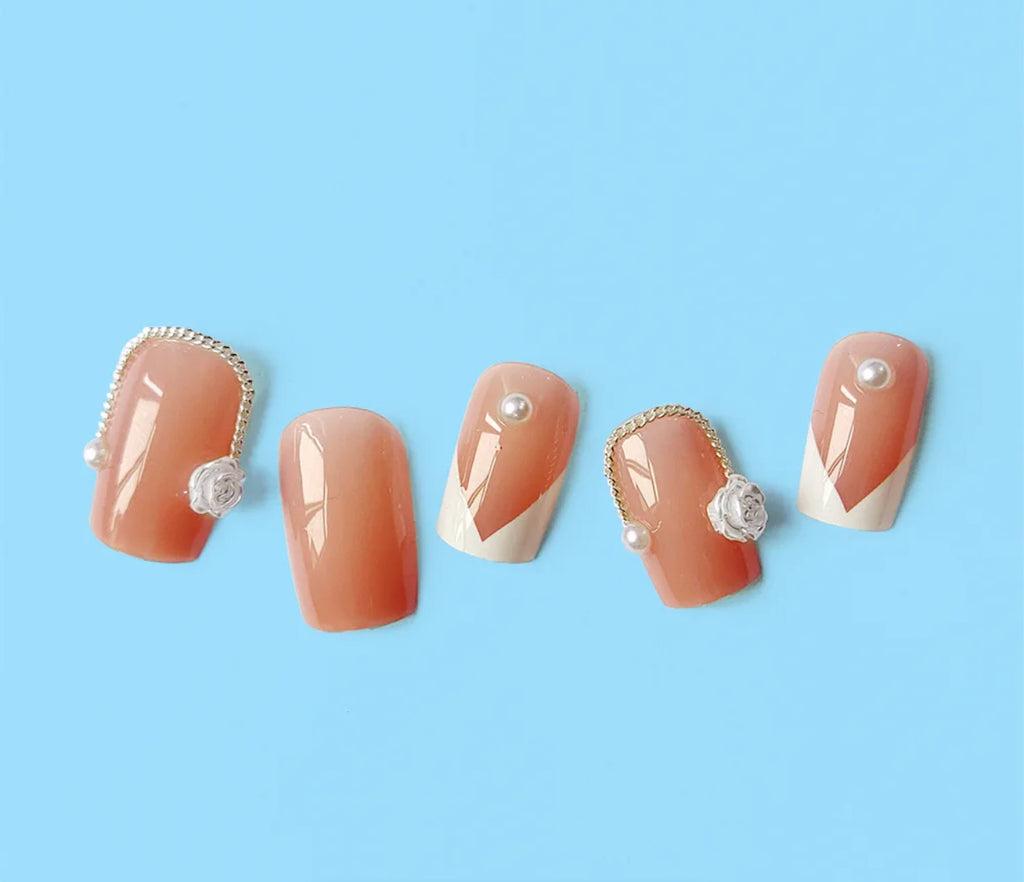 Faux Ongles avec Perles