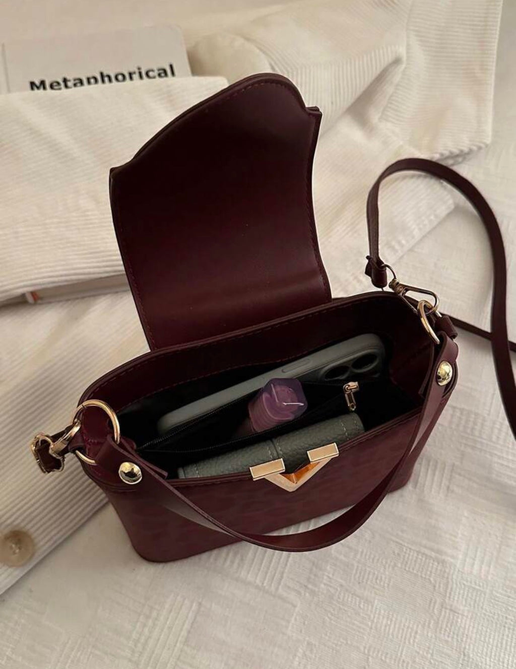 Small Leopard Velvet Handbag – Burgundy with V Clasp