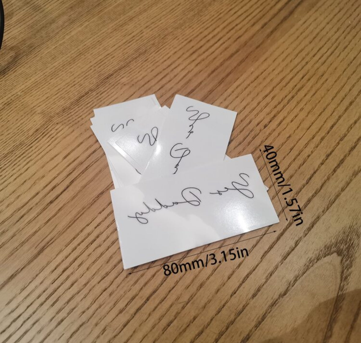 Tatouage temporaire minimaliste - “Yes Daddy”