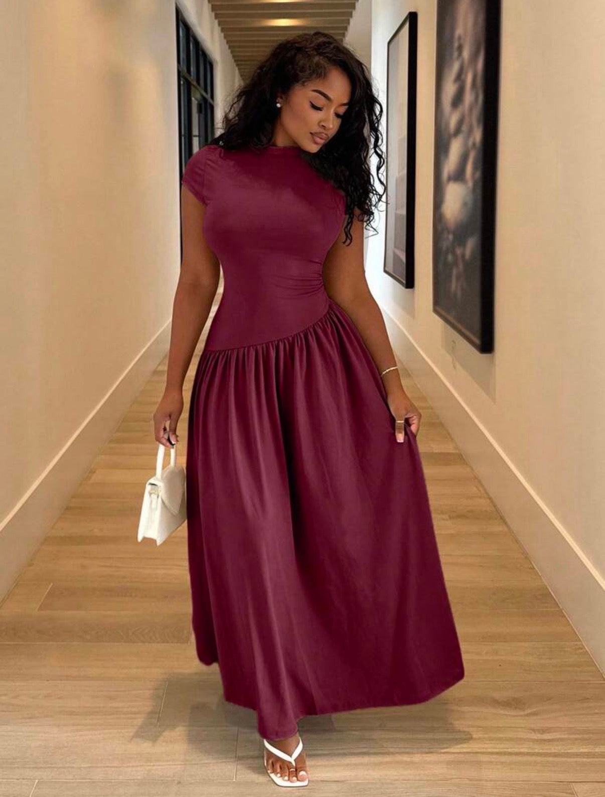 Robe Longue Élégance Sculptante