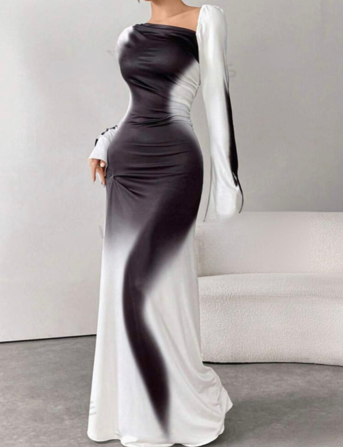 Robe Longue Dégradée Noir et Blanc Élégante