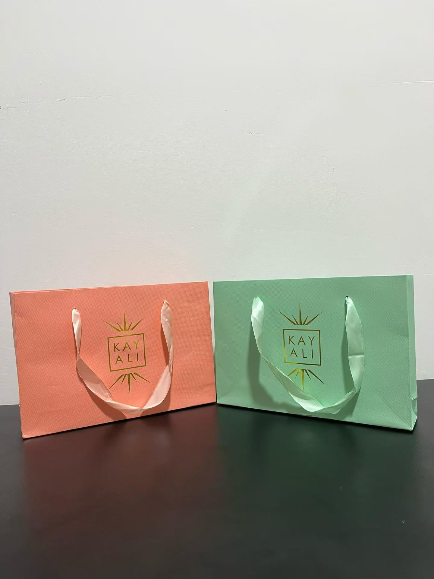Sacs cadeaux Kay Ali pour coffrets de parfums