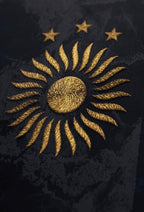 Maillot La Pulga 10 édition limitée - détail broderie dorée