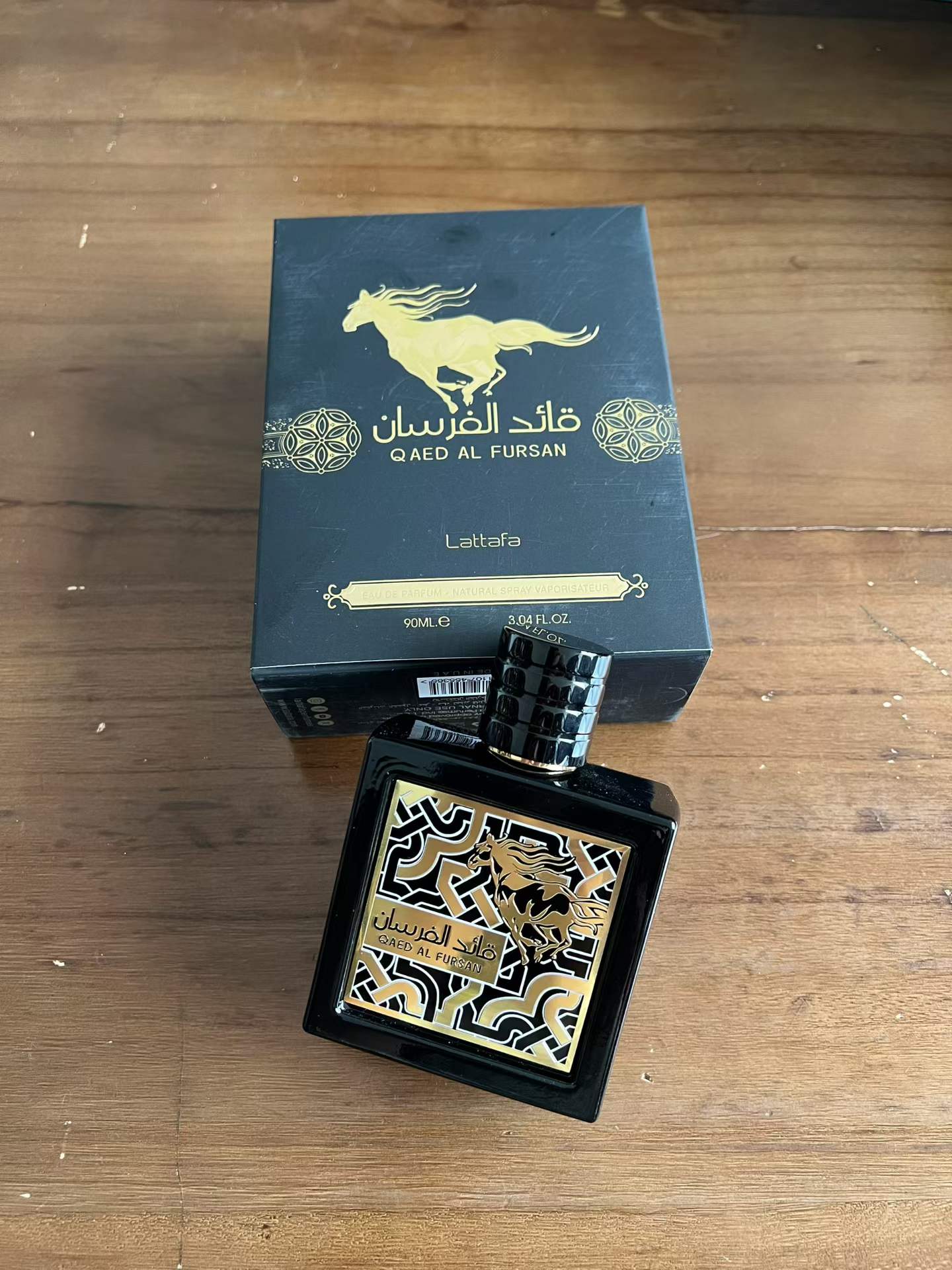 Lattafa Qaed Al Fursan Eau de Parfum 90 ml - flacon et boîte
