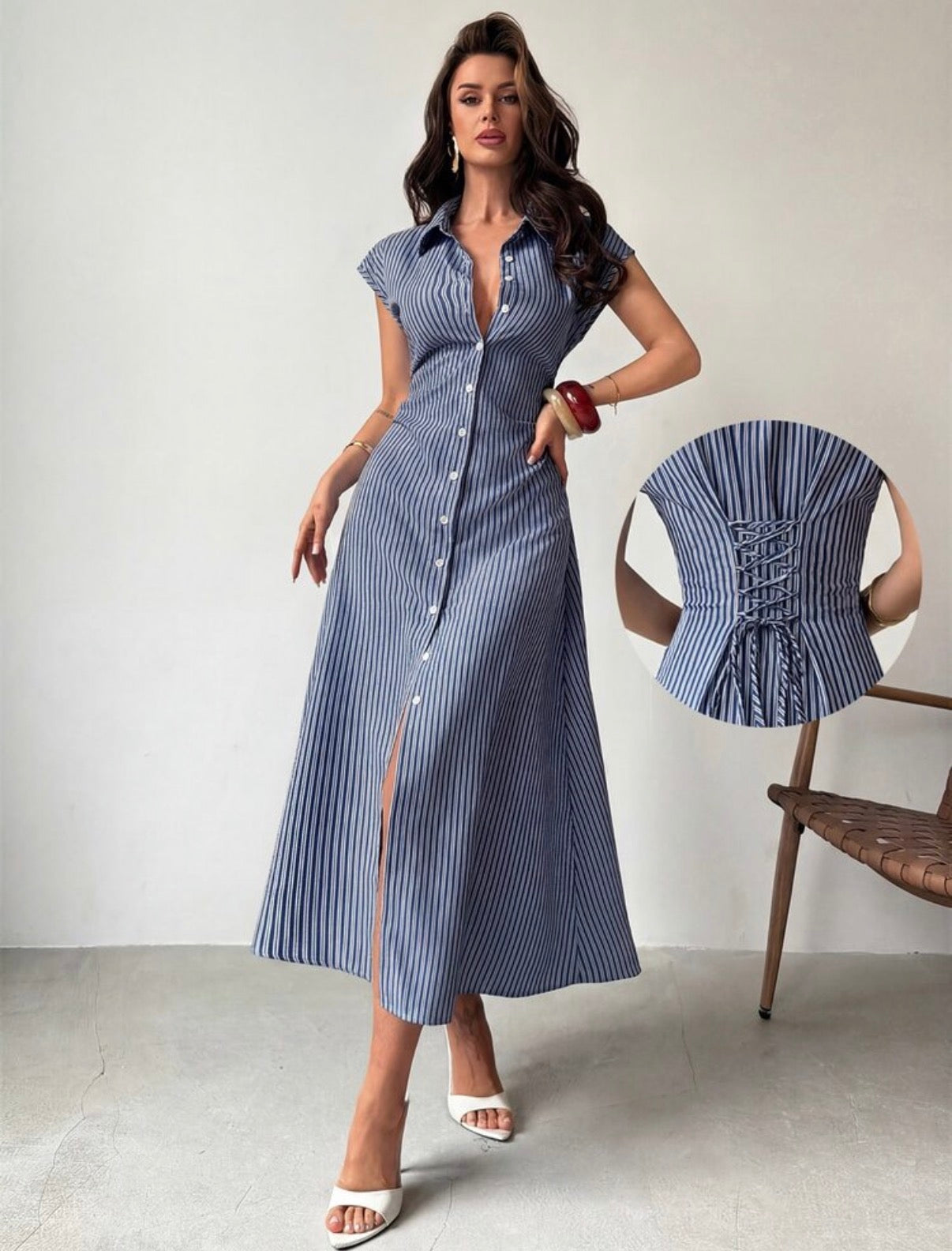Robe chemise longue rayée bleu marine avec laçage au dos