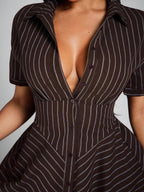 Robe chemise courte rayée marron femme - détail buste et boutons