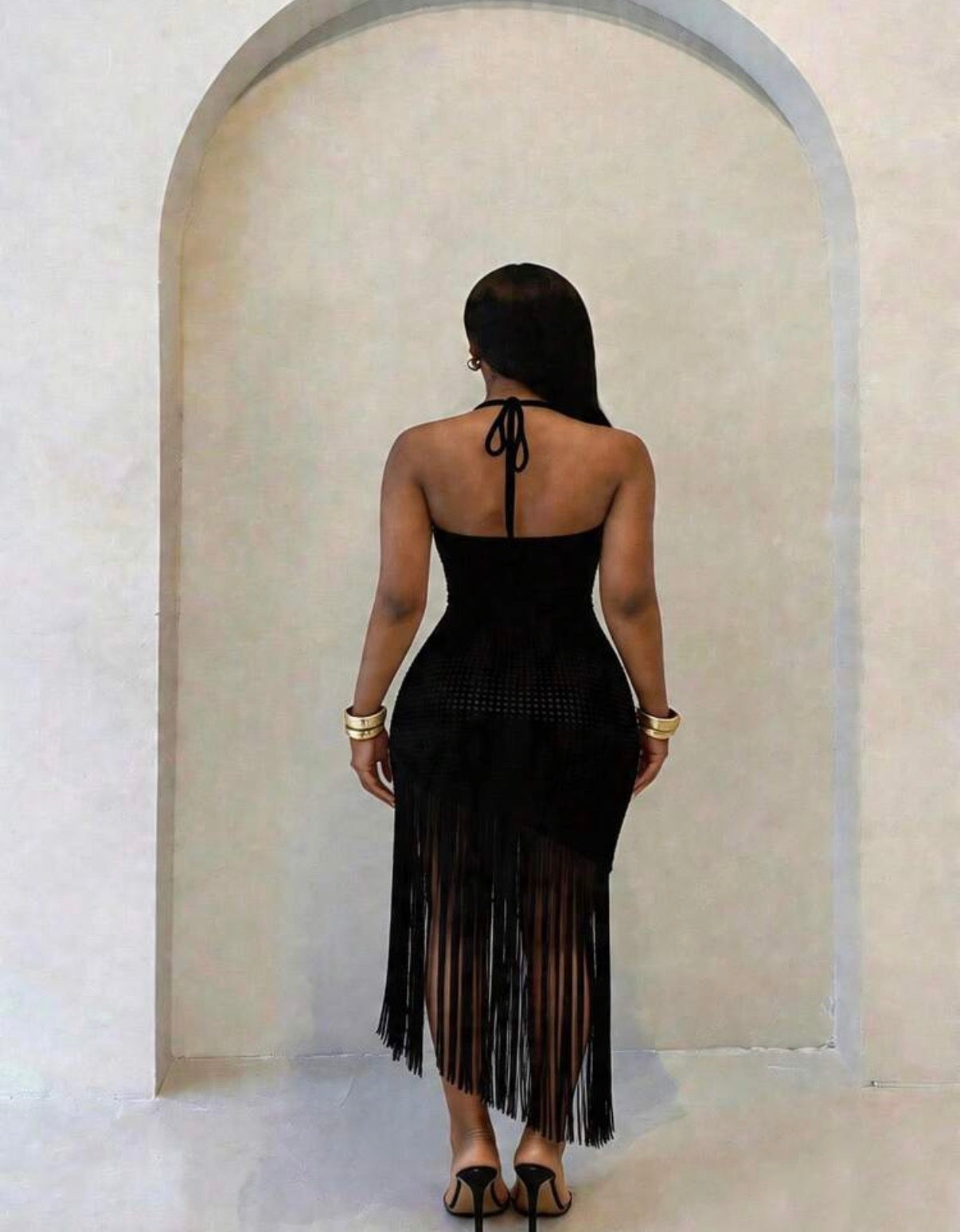 Robe midi asymétrique noire à franges - vue de dos