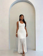 Robe longue blanche moulante à franges - vue de face