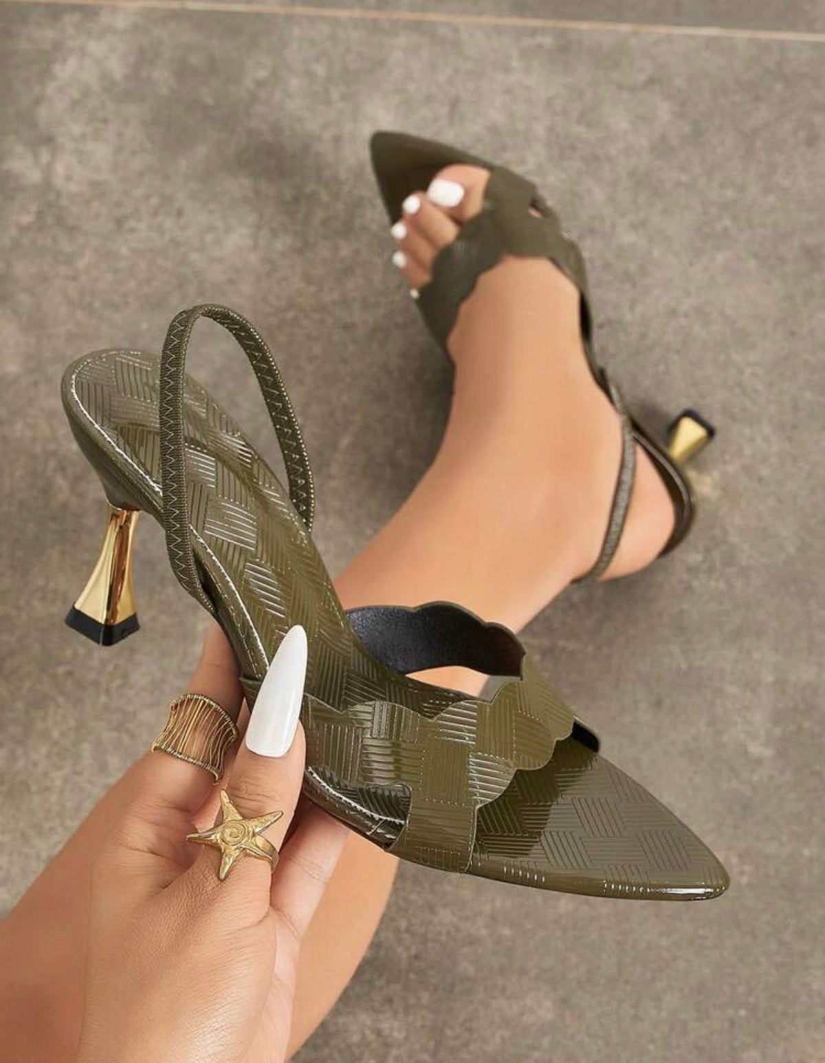 Sandales à talons femme kaki texturé
