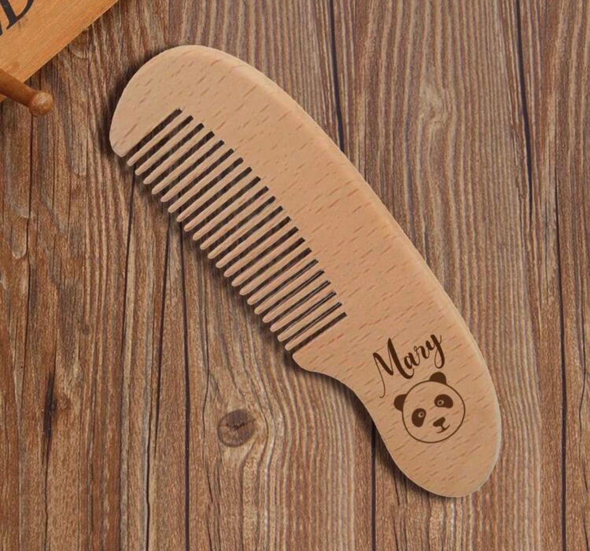 Peigne en bois personnalisé pour bébé