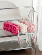 Trousse scolaire peluche à motifs cœurs en trois couleurs