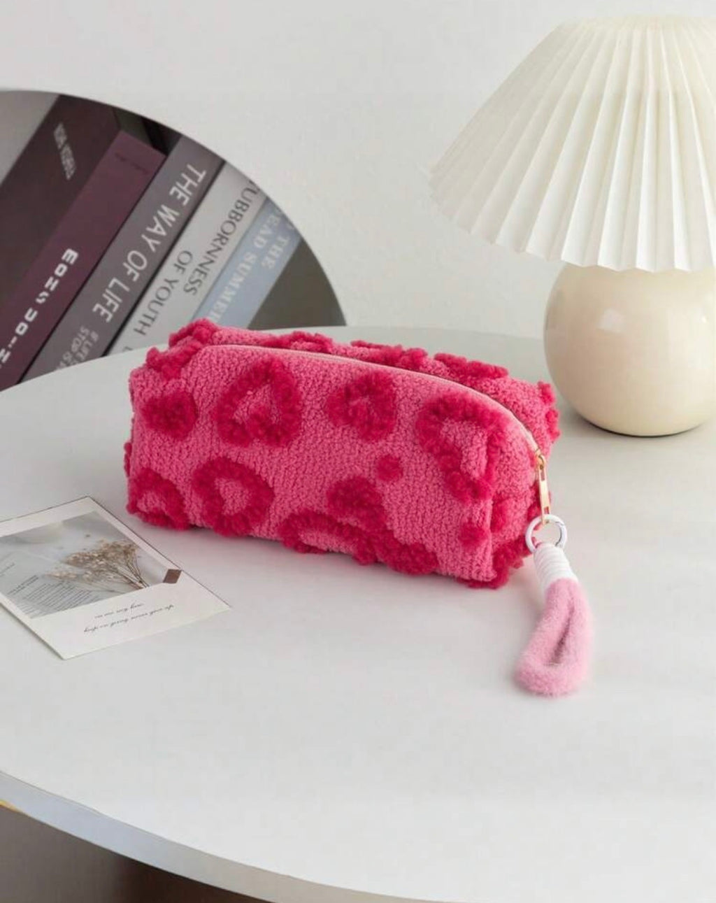 Trousse scolaire peluche rose fuchsia à motifs cœurs